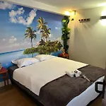 Hotel Les Paturelles *