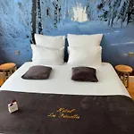 Hotel Les Paturelles *