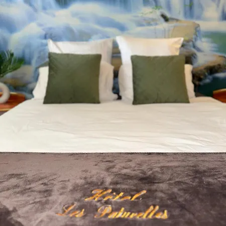 Les Paturelles * Avesnelles