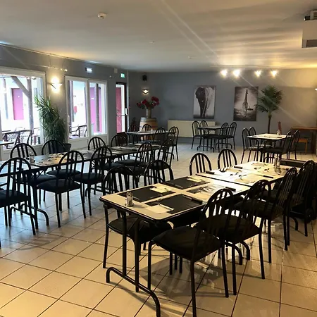 Les Paturelles Hotel Avesnelles